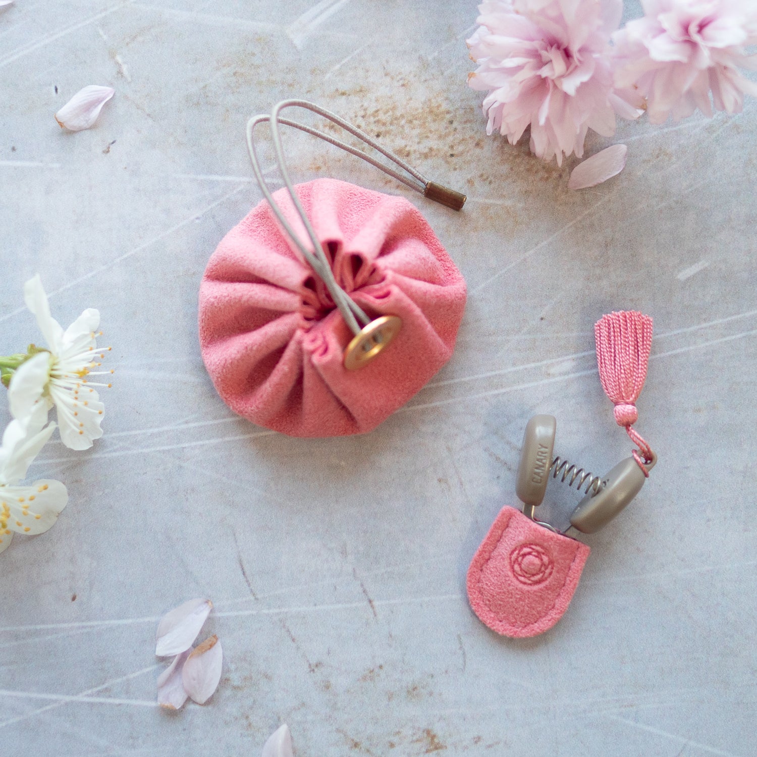 cohana japanese mini scissors with suede pouch