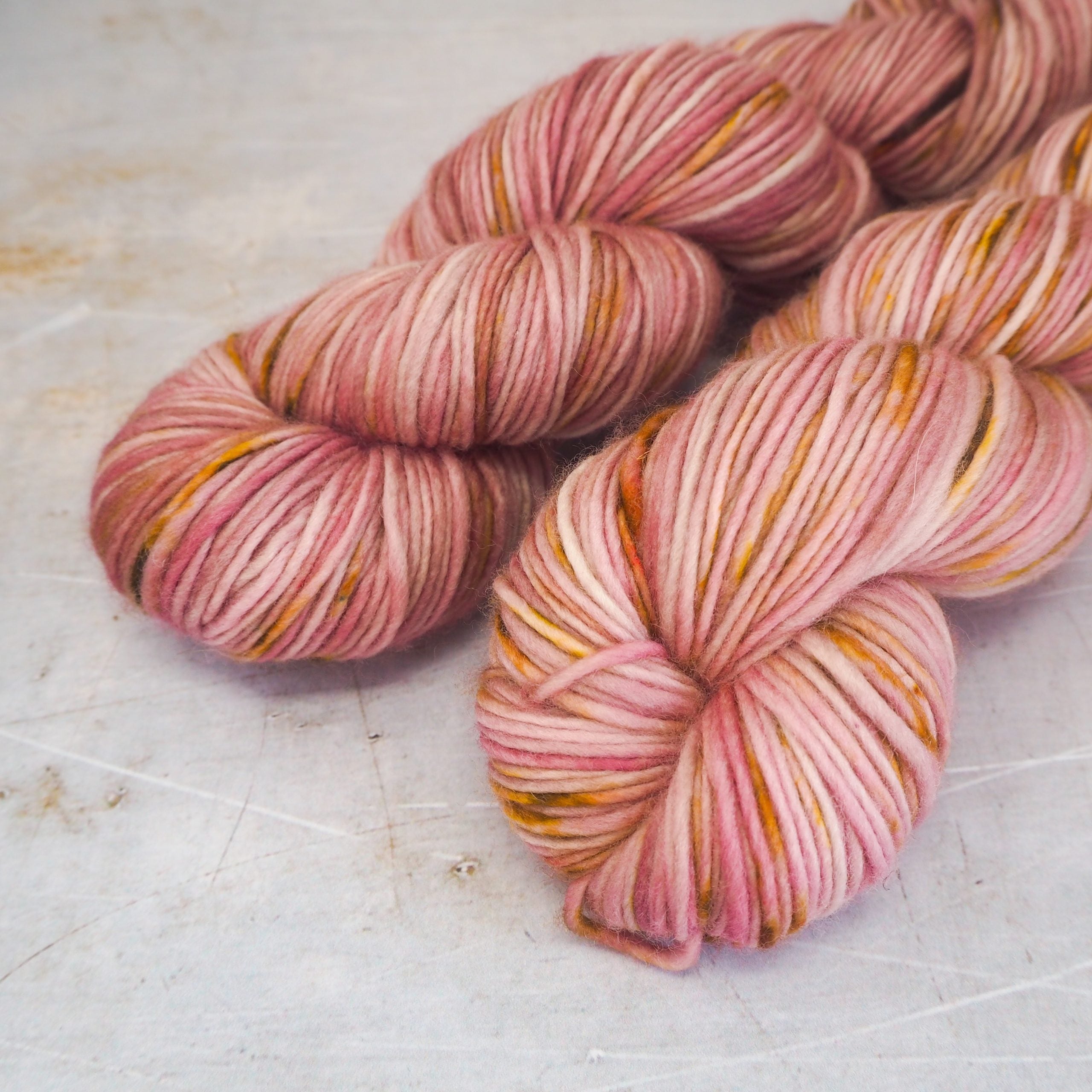 Lone Ranger DK - Superwash Merino - 100g/220m