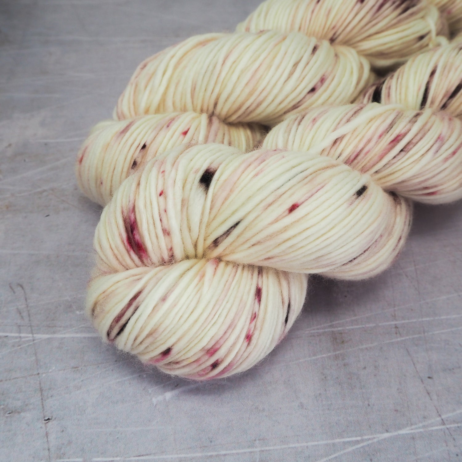 Lone Ranger DK - Superwash Merino - 100g/220m