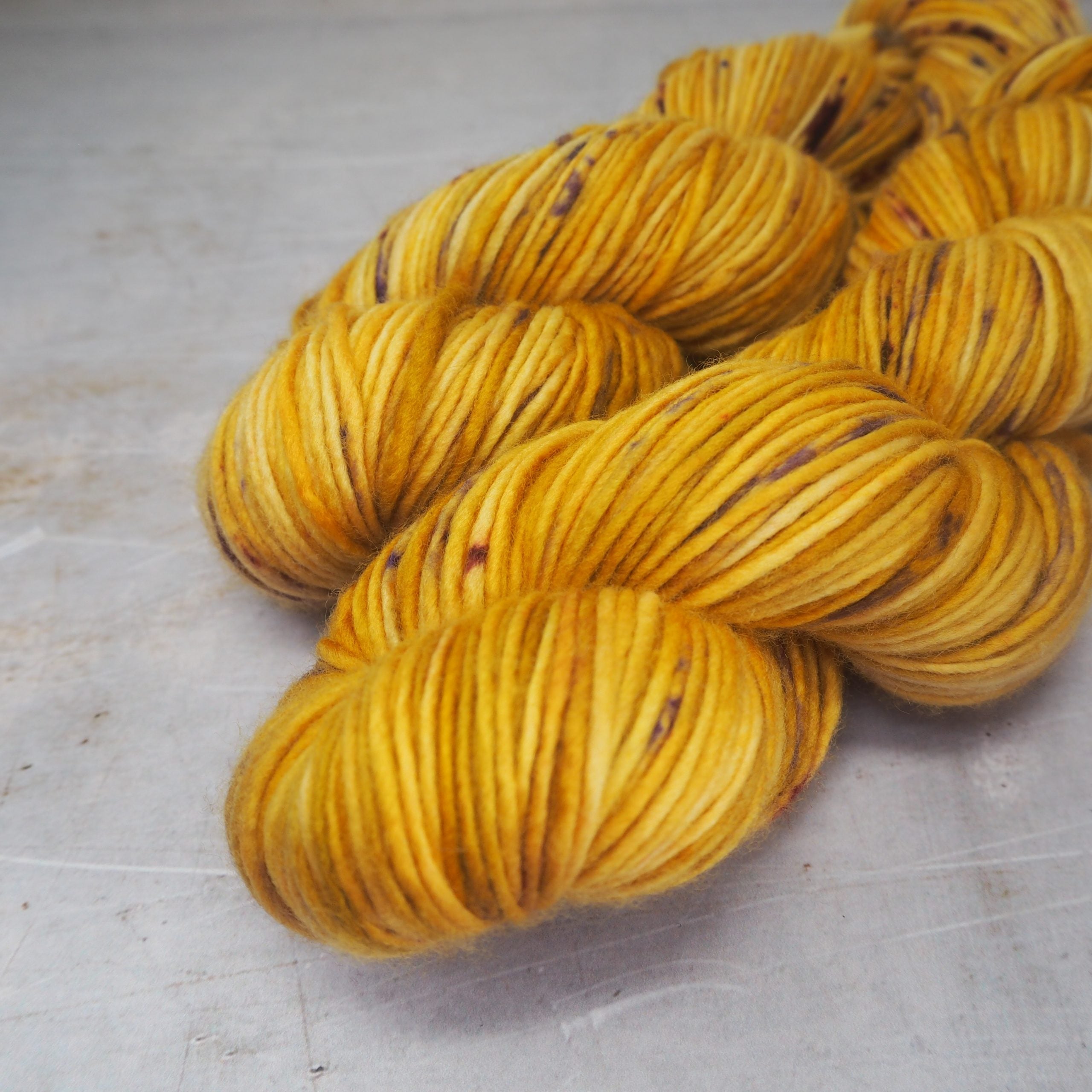 Lone Ranger DK - Superwash Merino - 100g/220m