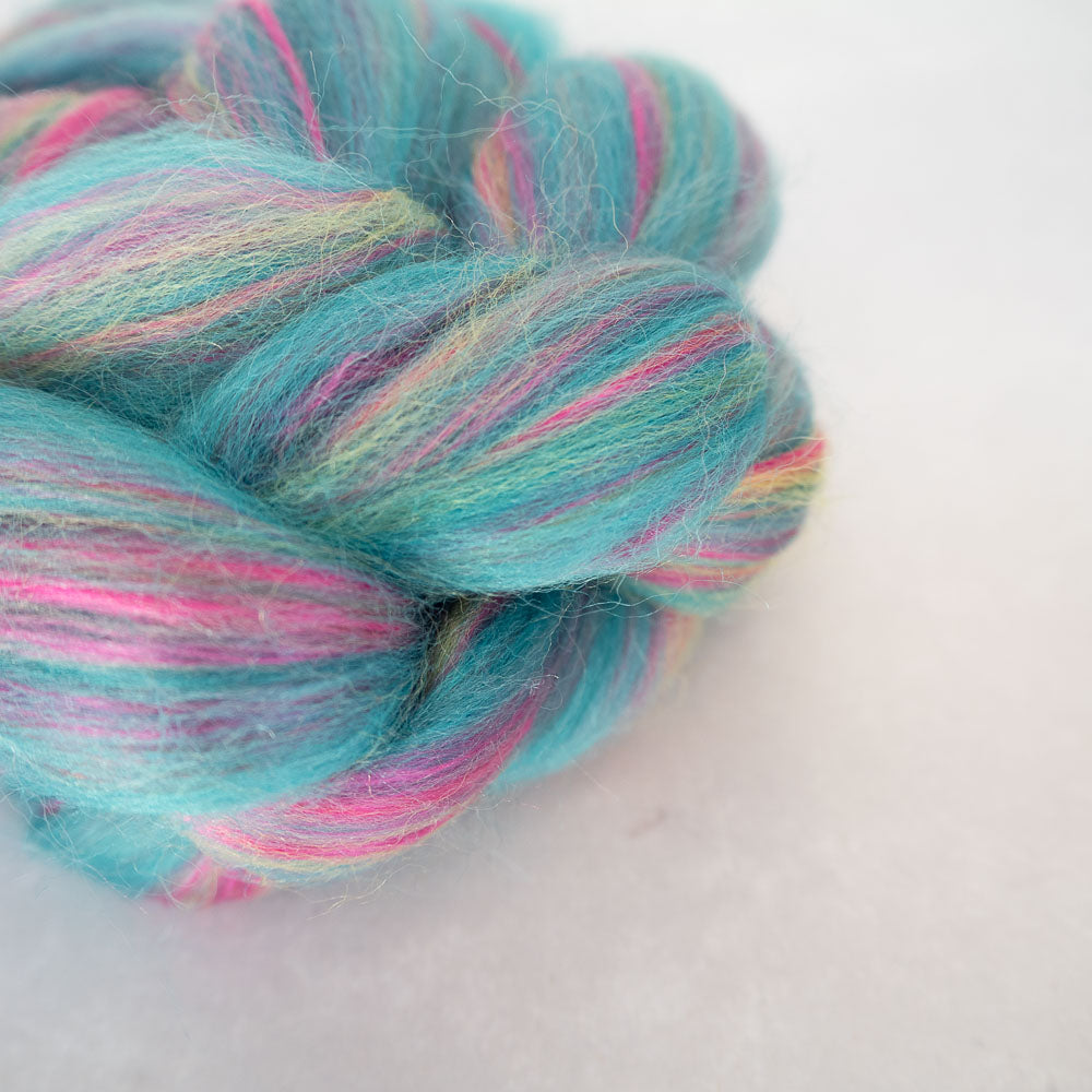 Kite Flying - Corriedale/Merino/Mulberry Silk Combed Top - 50g