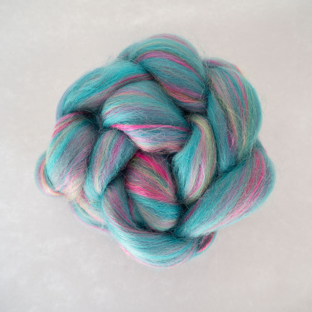 Kite Flying - Corriedale/Merino/Mulberry Silk Combed Top - 50g