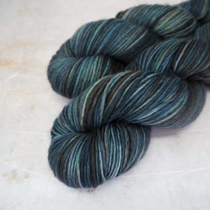 Lone Ranger DK -  Superwash Merino - 100g/220m