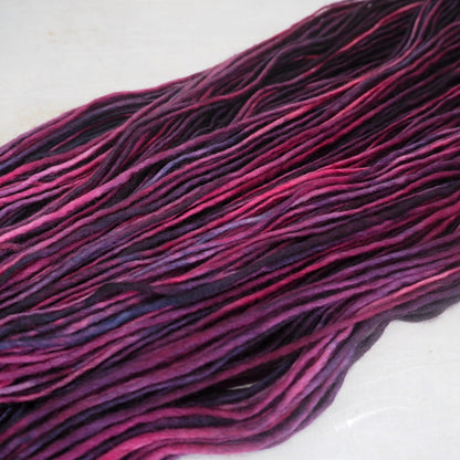 Lone Ranger DK -  Superwash Merino - 100g/220m